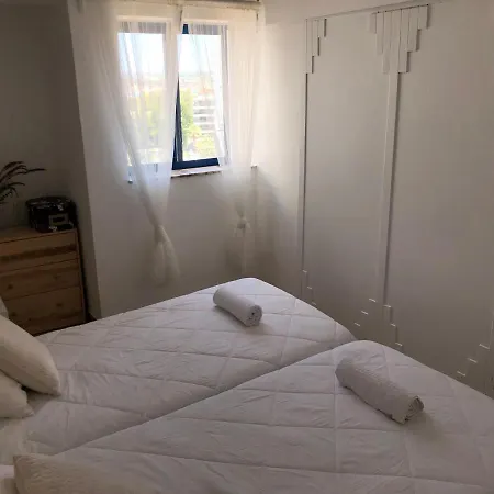 Charming In Da Rocha 400m From The