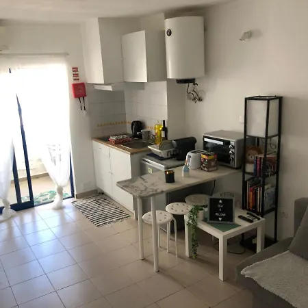 Charming In Da Rocha 400m From The Portimao