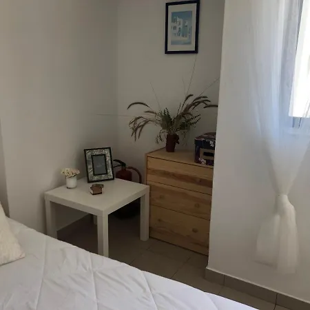 Charming In Da Rocha 400m From The Apartment *