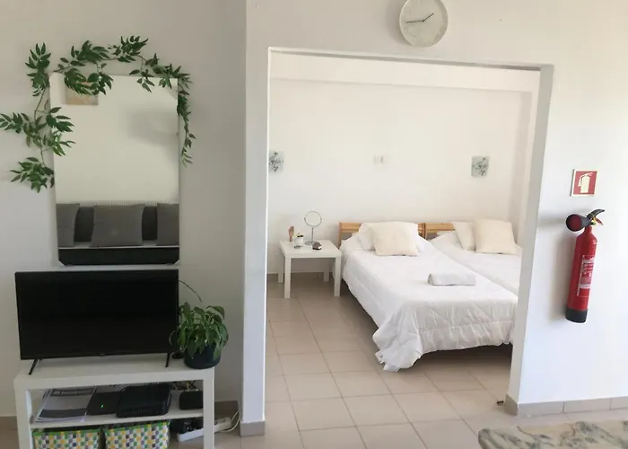 Charming In Da Rocha 400m From The Apartment *