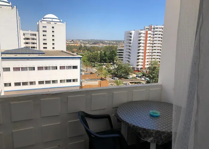 Charming In Da Rocha 400m From The Apartment