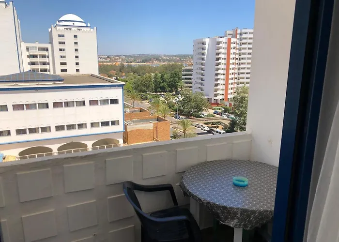 Charming In Da Rocha 400m From The Portimao