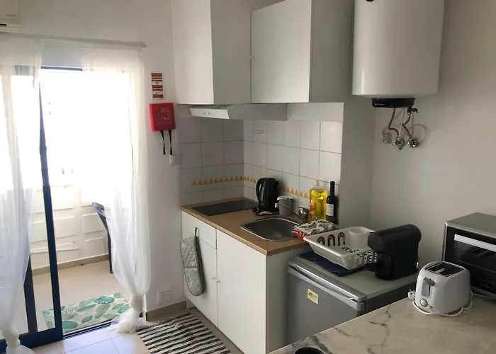 Charming In Da Rocha 400m From The